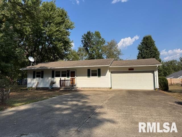 Property Photo: 107 Scott Street IL 62959