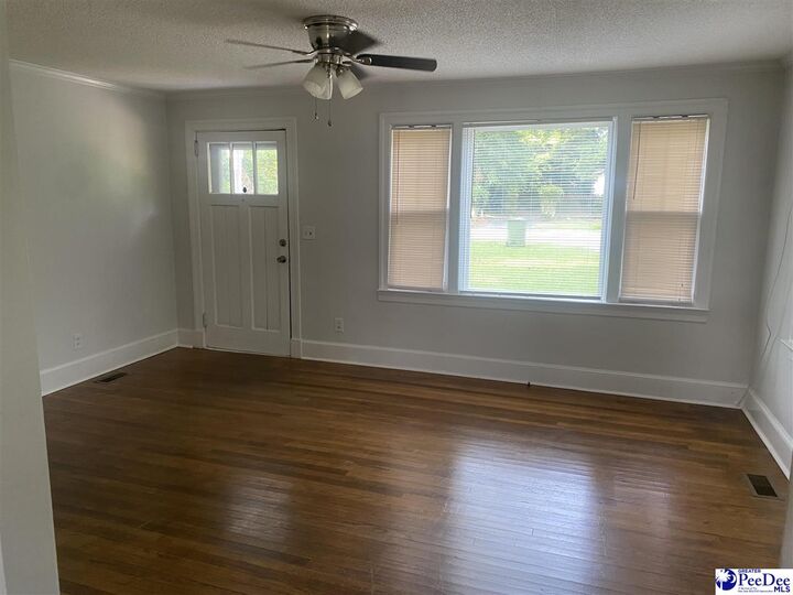 Property Photo:  1715 Cherokee Road  SC 29501 