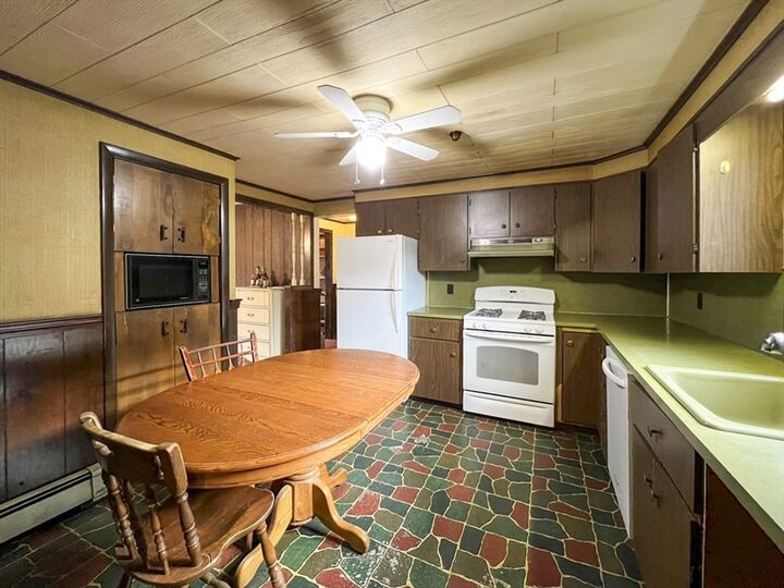 Property Photo:  171 Hayward St  MA 02184 