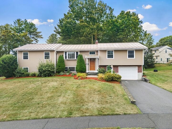 7 Livingston Drive  Peabody MA 01960 photo