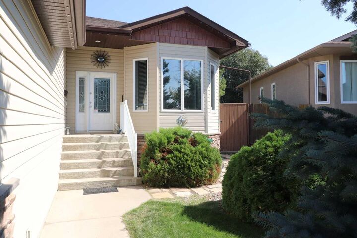 Property Photo:  119 Fairmont Point S  AB T1K 7W8 