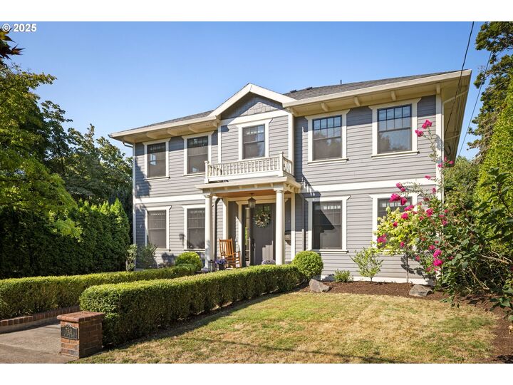 Property Photo:  7531 SE 35th Ave  OR 97202 