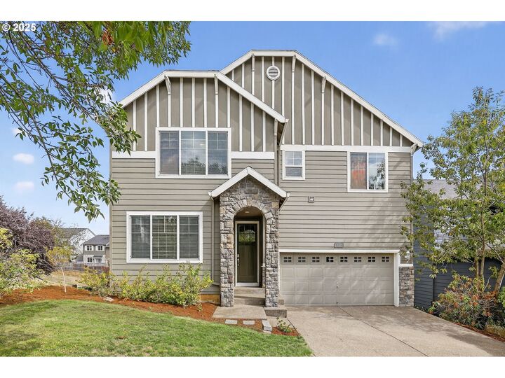 Property Photo: 12818 SE Meadehill Ave OR 97086