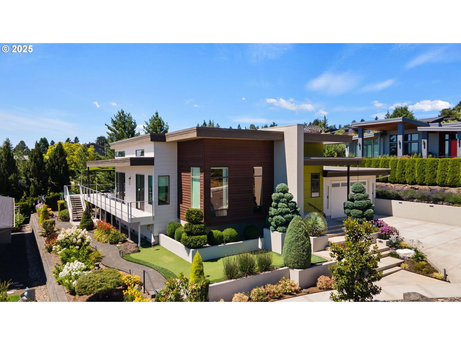 Property Photo: 1504 SE Hawks View Ct WA 98664