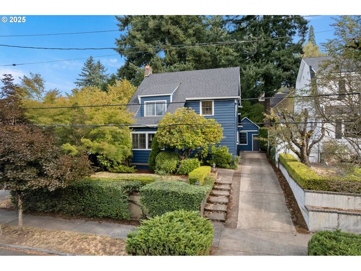2827 NE Fremont St  Portland OR 97212 photo
