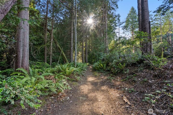 Property Photo:  6560 NE Latyson Lane  WA 98110 
