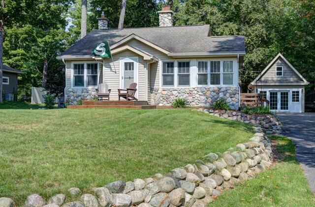 2053 E Front Street  Traverse City MI 49686 photo