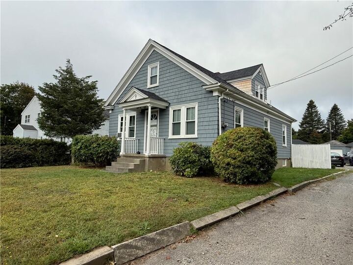 Property Photo: 134 East Main Road RI 02871