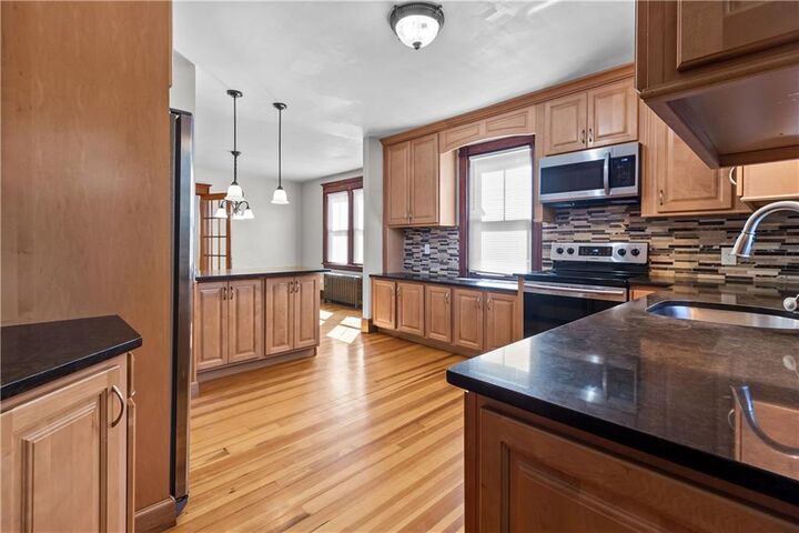 Property Photo: 134 East Main Road RI 02871