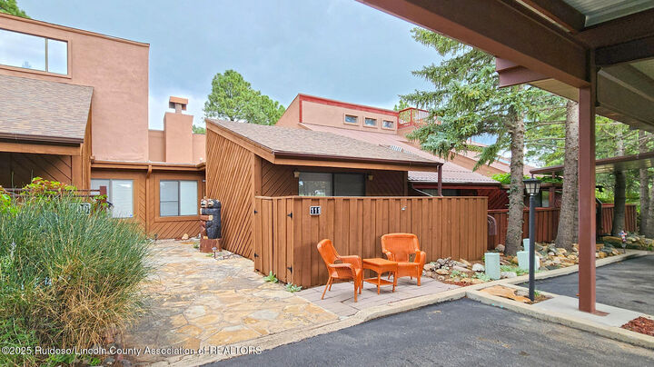 Property Photo:  111 Pinetop Court  NM 88312 