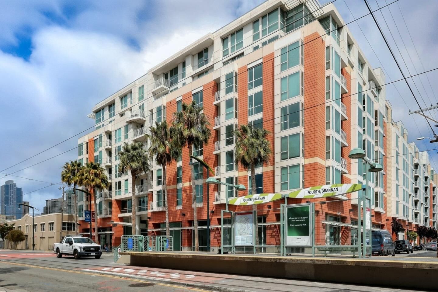 Property Photo:  555 4th Street 528  CA 94107 