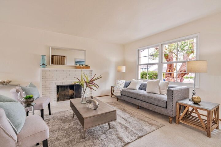 Property Photo:  2518 Albright Way  CA 94080 