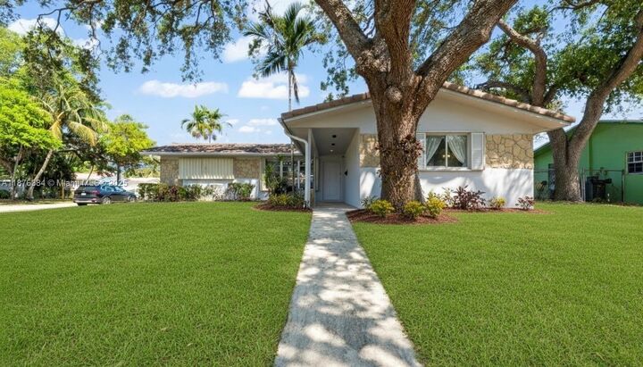 3349 W Park Rd  Hollywood FL 33021 photo