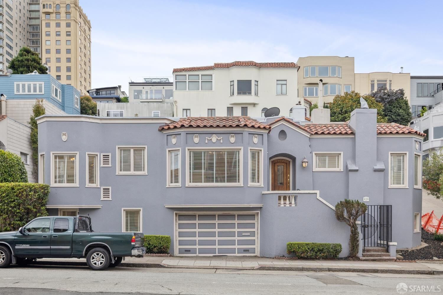 Property Photo: 929 Bay Street CA 94109