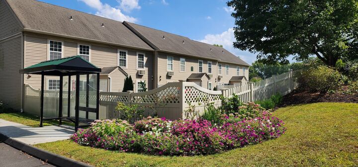 Property Photo:  9 Glen Ridge Court 9  CT 06776 