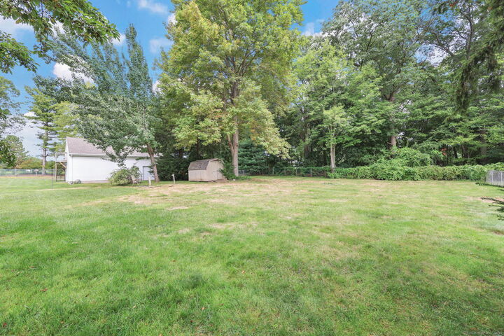 Property Photo:  53 Field Road  CT 06416 