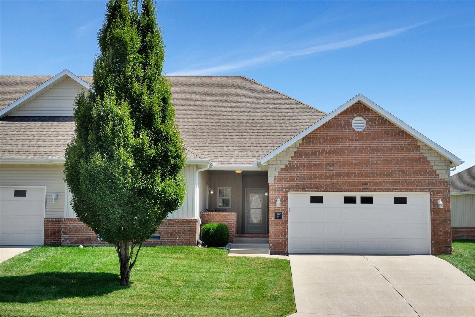 Property Photo:  1362 N Sandy Creek Circle  MO 65714 
