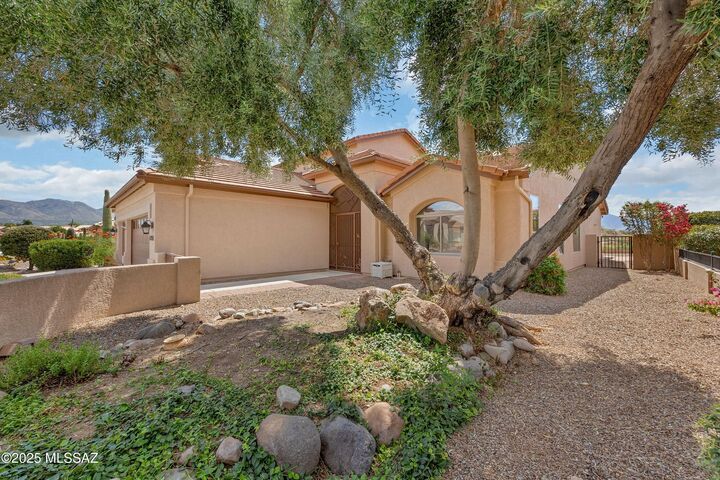 Property Photo:  62105 E Valley Crest Court  AZ 85739 