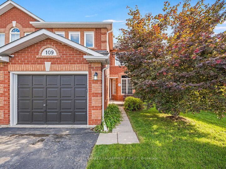 Property Photo: 109 Mowat Crescent ON L7G 6C7