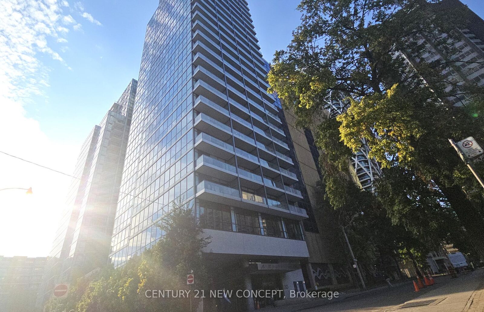 Photo de la propriété:  210 Simcoe Street 1112  ON M5T 0A9 