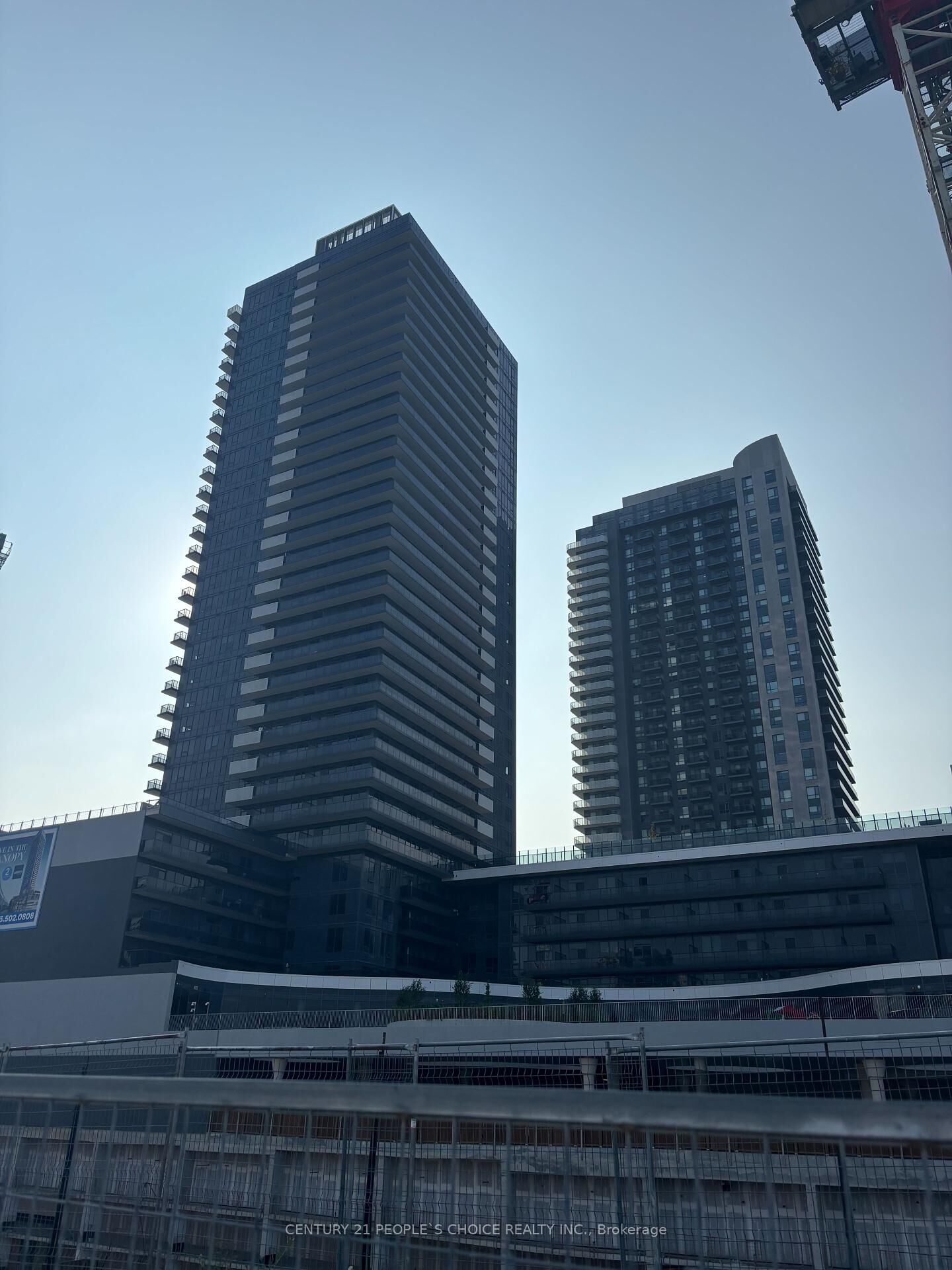 Property Photo: 5105 Hurontario Street 215 ON L4Z 0C9