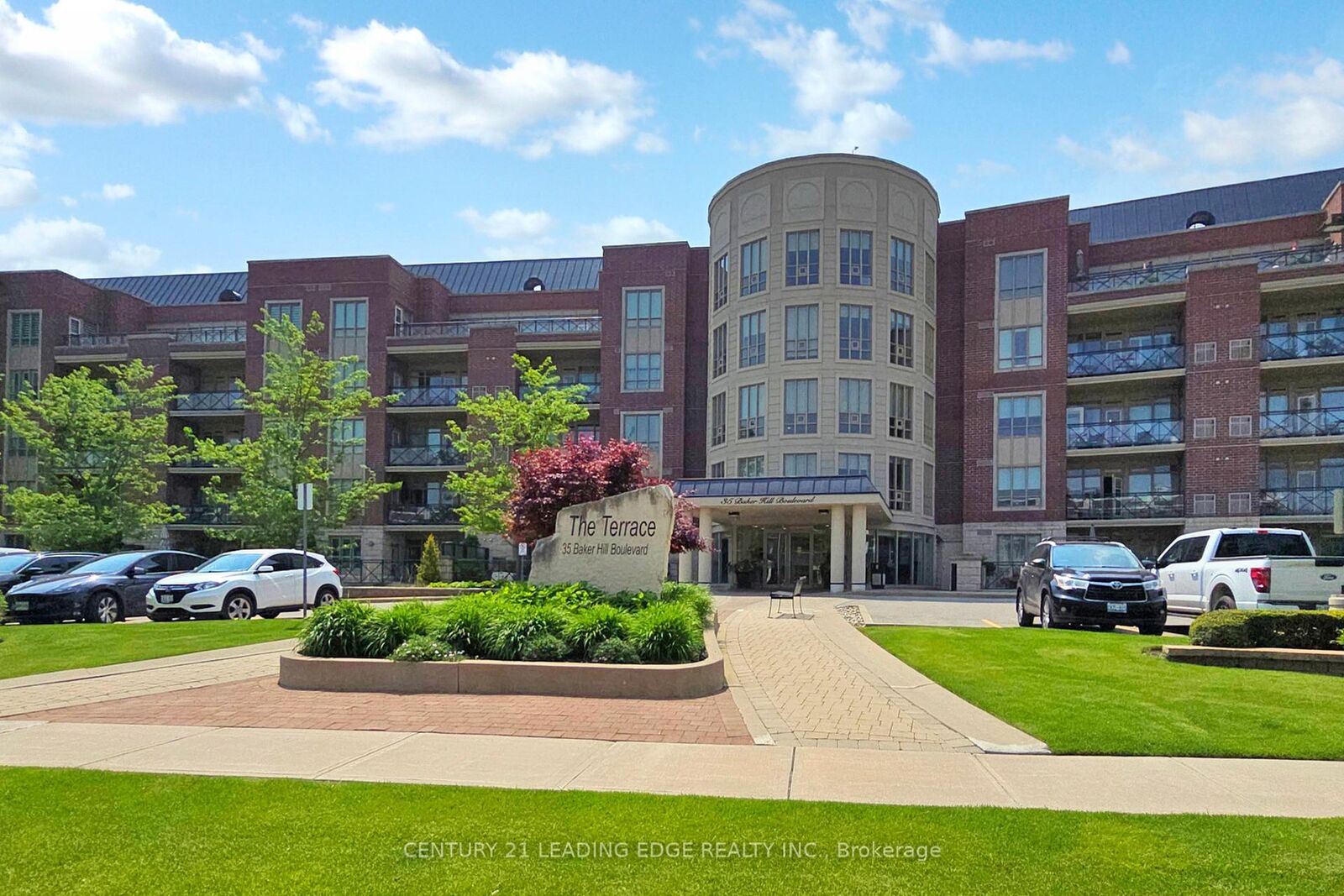 Photo de la propriété:  35 Baker Hill Boulevard 305  ON L4A 1P8 
