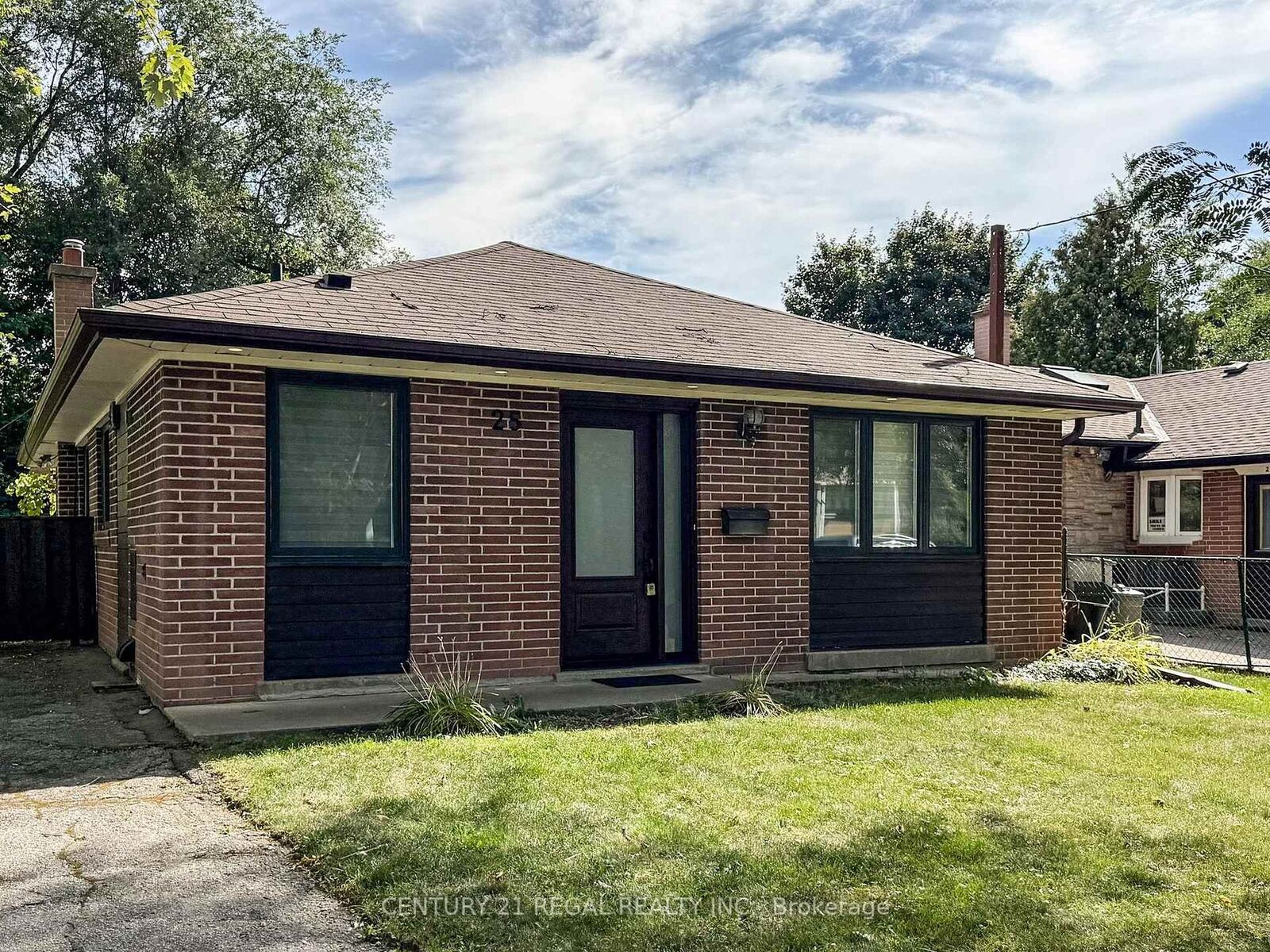 Photo de la propriété:  25 Evermede Drive  ON M3A 2S2 