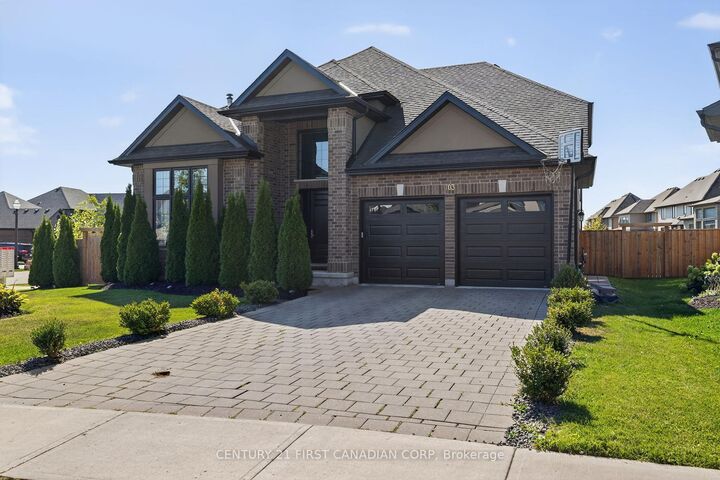 Photo de la propriété:  703 Zaifman Circle  ON N5X 0M8 
