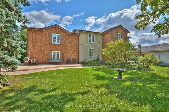 Property Photo:  7060 Garner Road  ON L2E 6S4 