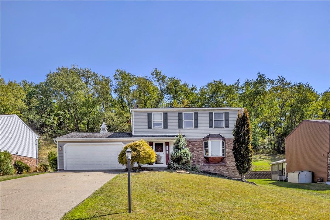 Property Photo: 993 Somerton Dr PA 15129