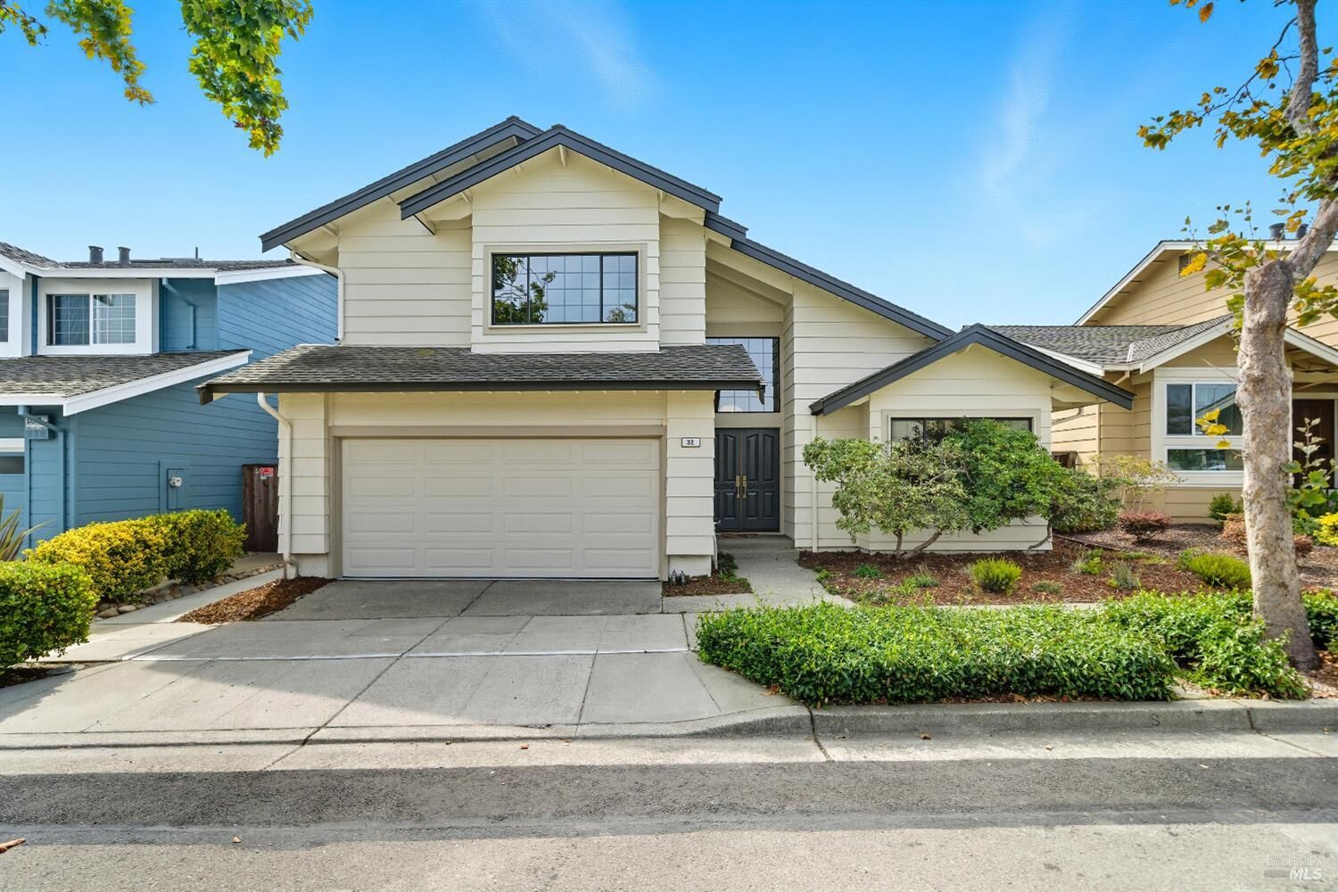 Property Photo: 32 Basinside Way CA 94502