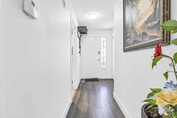 Property Photo: 11901 89A Avenue 106 BC V4C 3G8