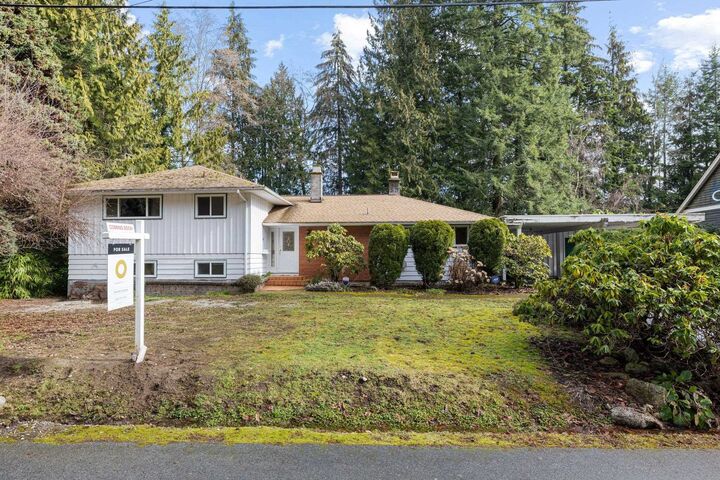 Property Photo:  350 St James Crescent  BC V7S 1J8 