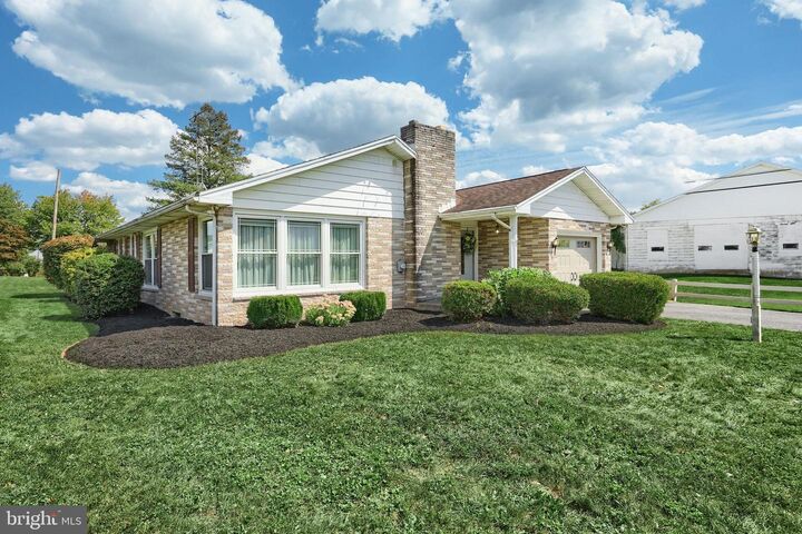 Property Photo: 181 Harrisburg PA 17372