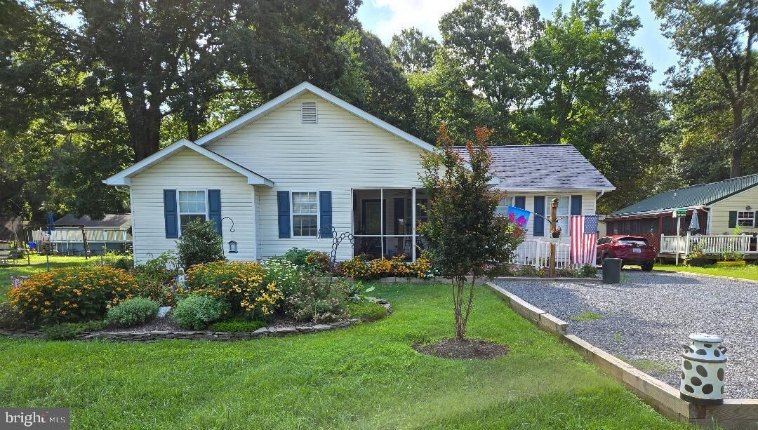 Property Photo: 18216 Piedmont Drive MD 20625