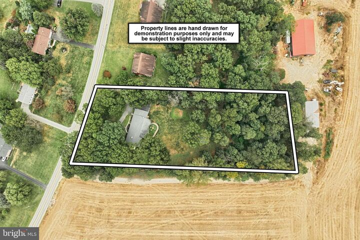 Property Photo:  1864 Main Street Extension  PA 17309 