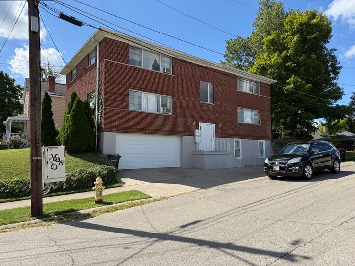 Property Photo: 4309 Westhaven Avenue OH 45205