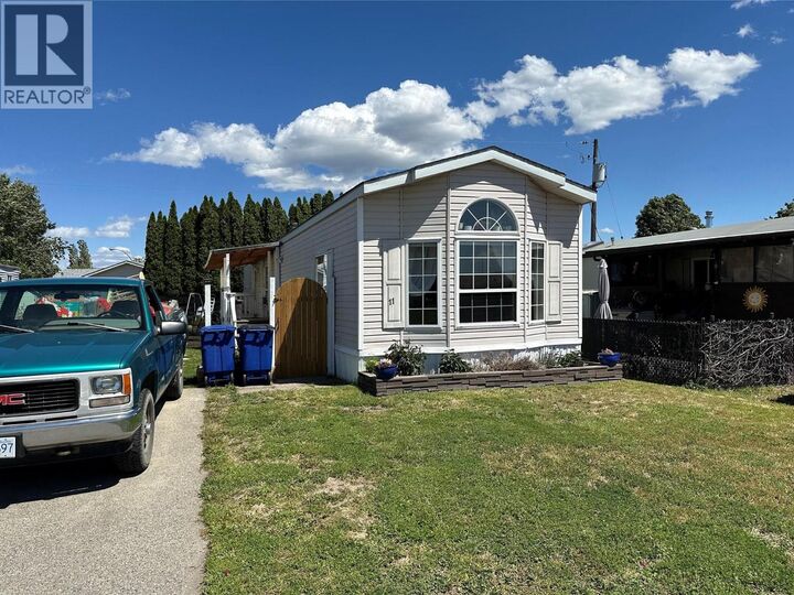 Property Photo:  2035 Boucherie Road 11  BC V4T 1Z6 