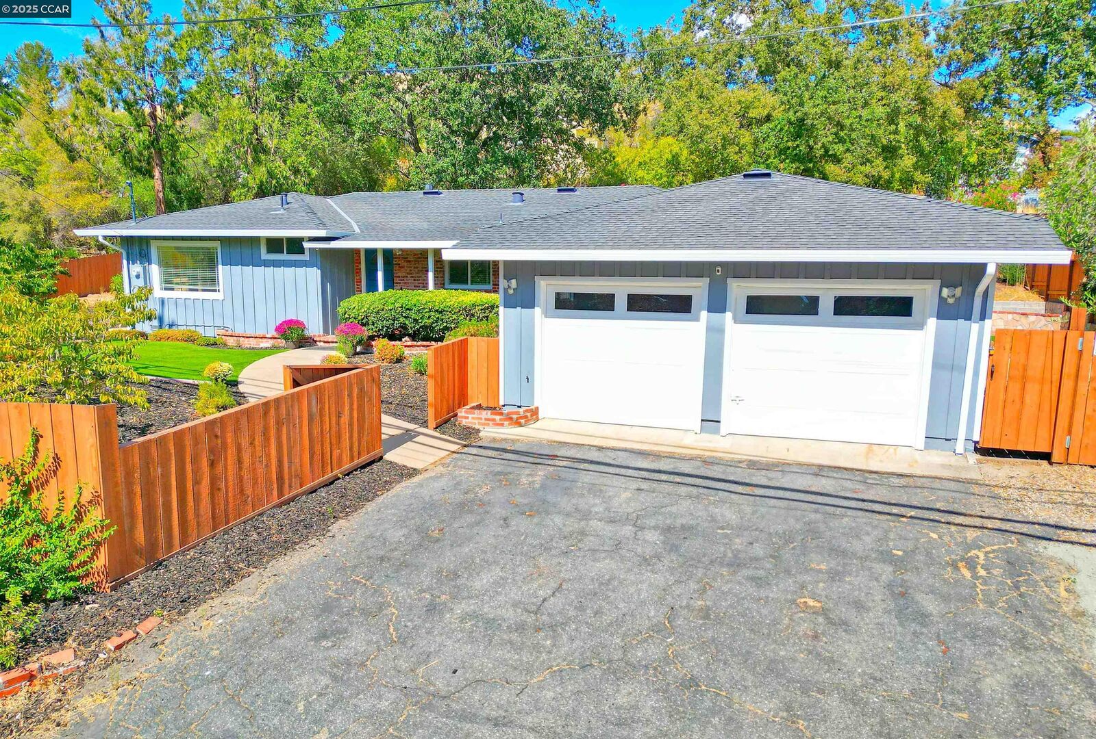 Property Photo:  886 San Miguel Rd  CA 94518 