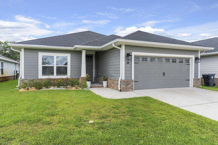 Property Photo: 88 Cool Breeze Loop FL 32439