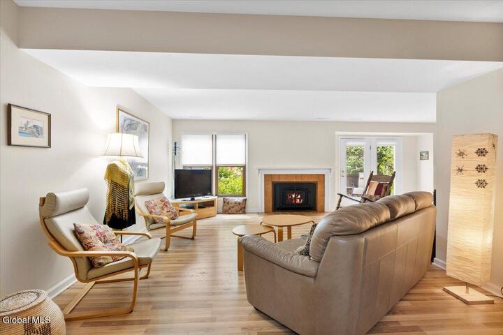 Property Photo:  18 Quincy Road  NY 12077 