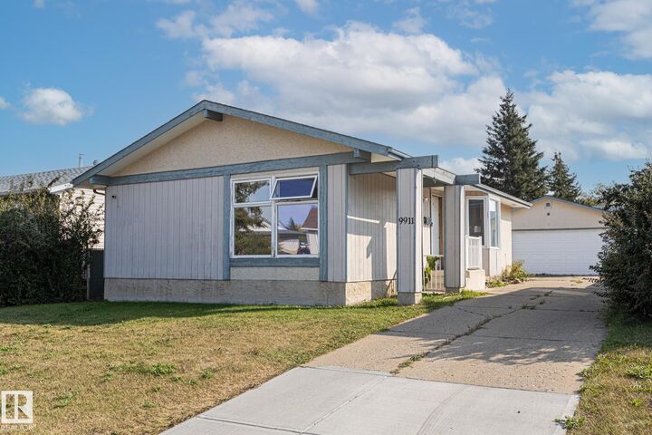 9911 170 Avenue NW  Edmonton AB T5X 3G3 photo