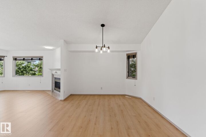 Property Photo:  9971 178 Avenue NW  AB T5X 5X2 