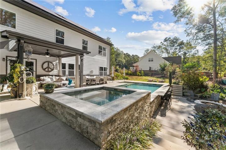 Property Photo: 107 Crown Lane GA 30188