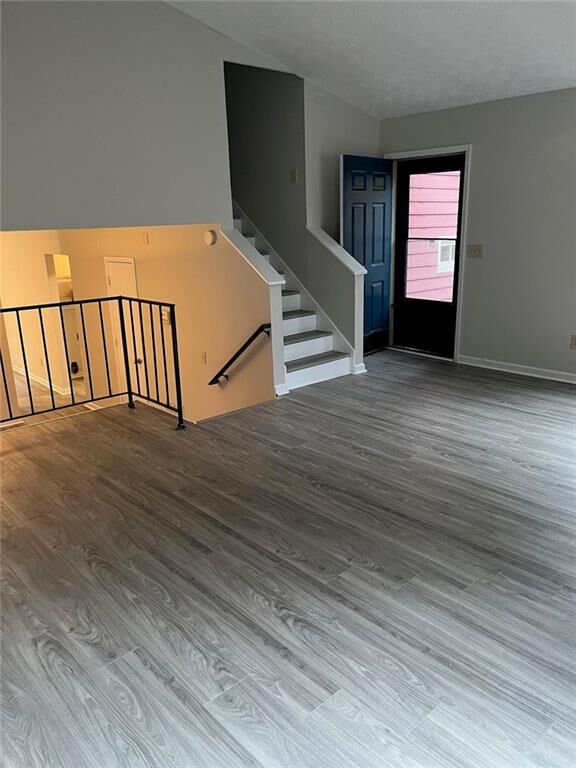 Property Photo:  1560 Pin Oak Lane SE  GA 30094 