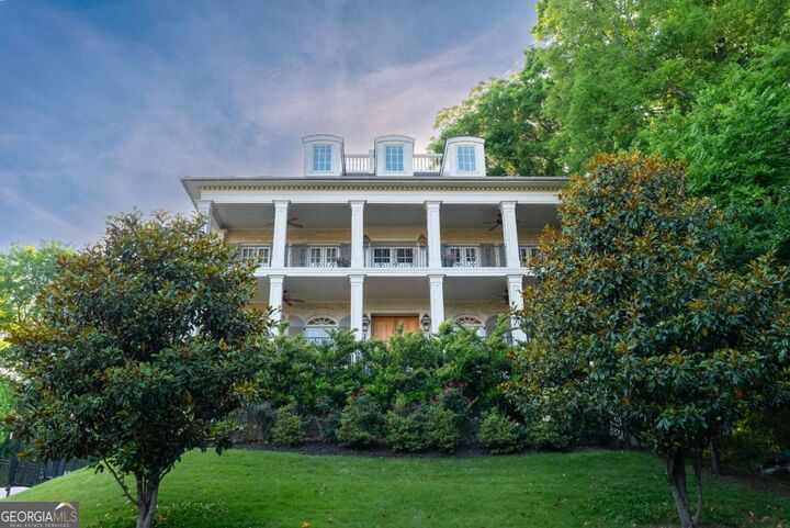 Property Photo:  790 Lakeview Avenue NE  GA 30308 