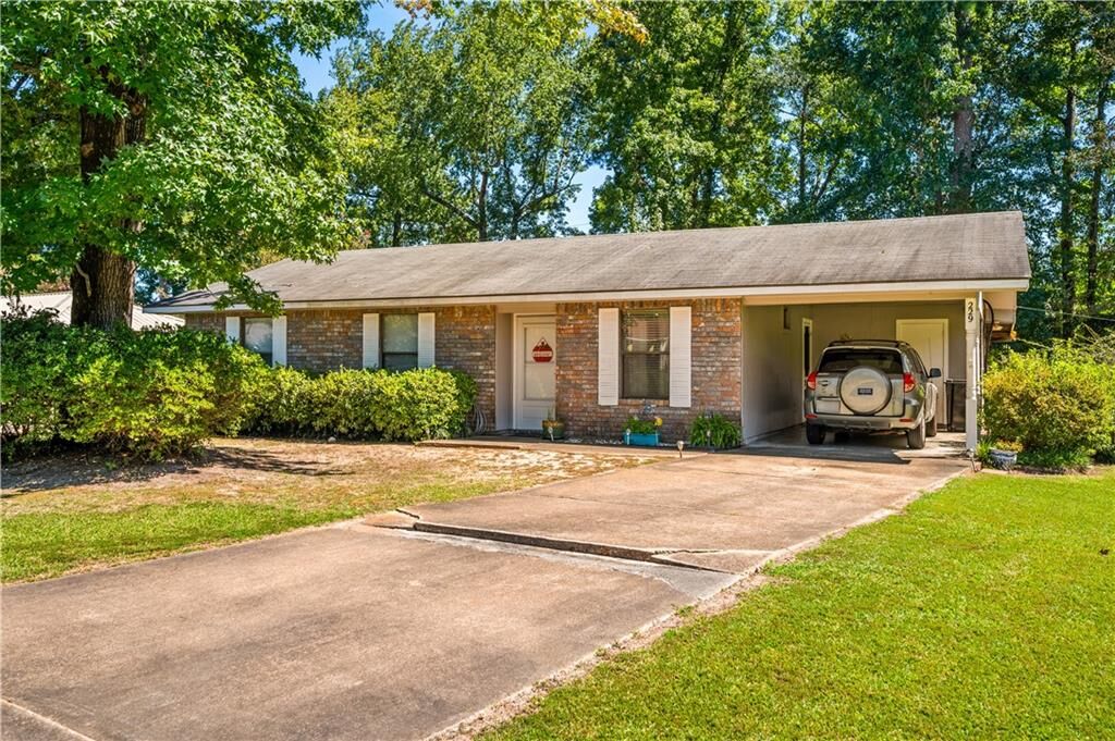 Property Photo: 229 Conly Drive LA 71360