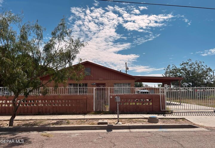 Property Photo: 8920 Kenneth Street TX 79904