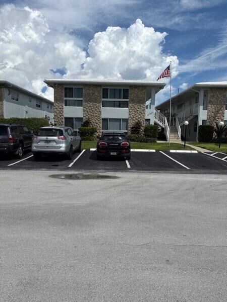 Property Photo:  2753 NE 28 Street 9E  FL 33064 