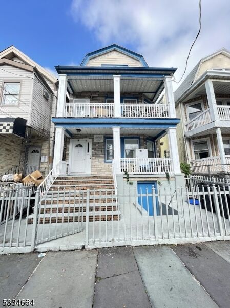 564 Broadway  Newark City NJ 07104 photo